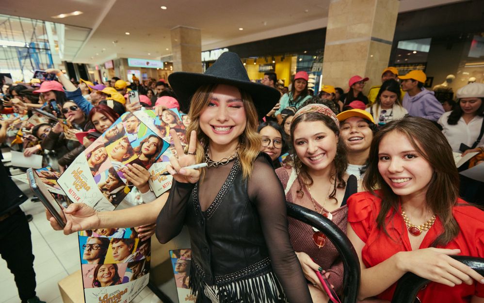 Francisca Estevez durante lanzamiento La priemra vez 